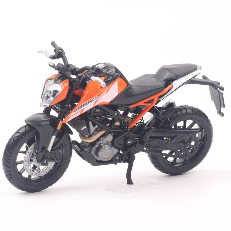 1:18 Scale Mini Bburago KTM 250 Duke 